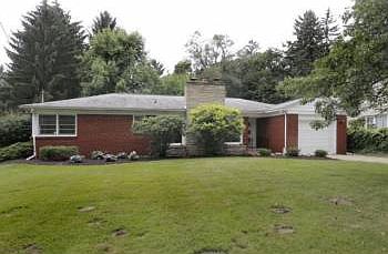 1st image of 2514 Oakland Dr