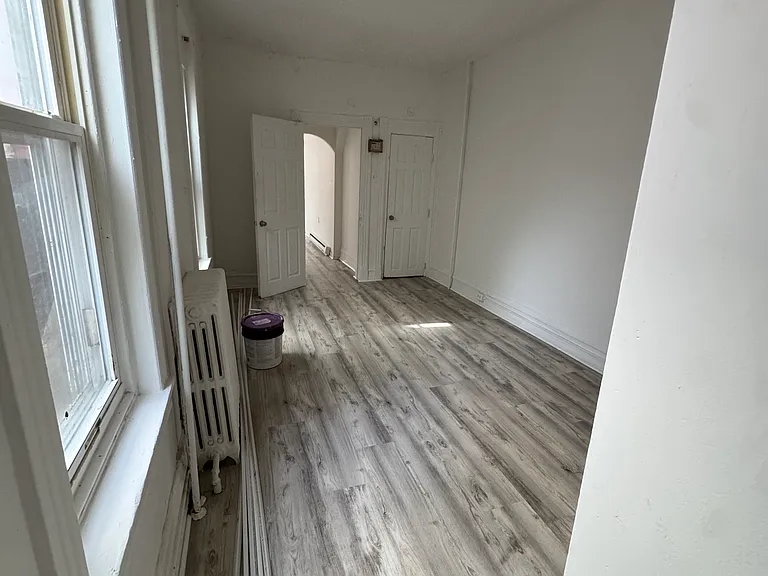 103 Walnut St #1 — Photo 1