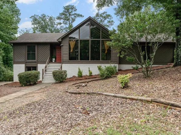 468 Turtle Creek Dr, Birmingham, AL 35226
