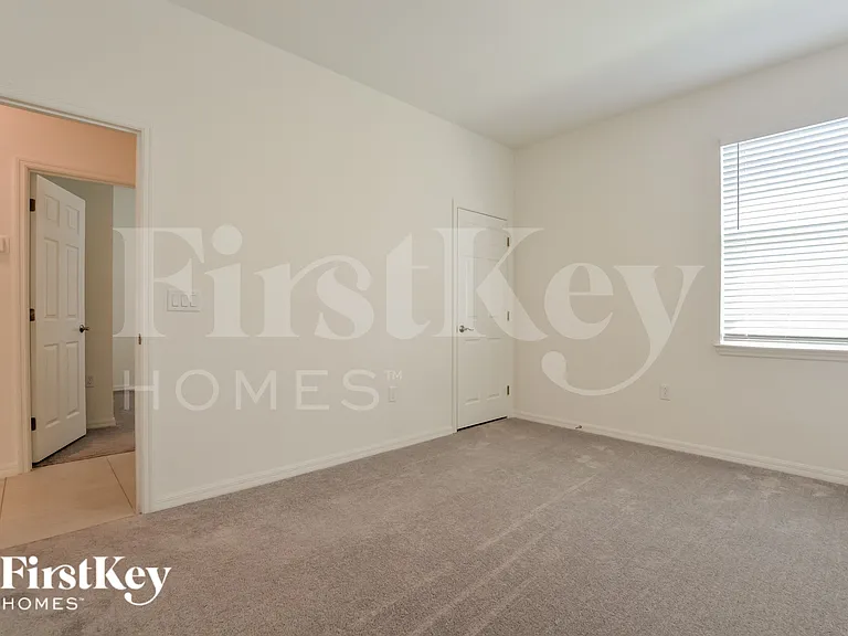 1256 Spokane Point — Photo 11