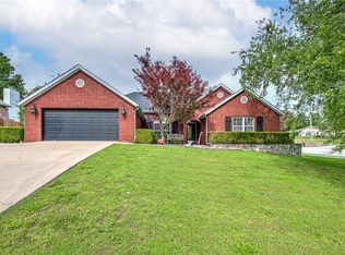 3624 Savannah Ln, Springdale, AR 72762