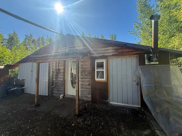 419 N Grange Hall Rd, Fairbanks, AK 99712