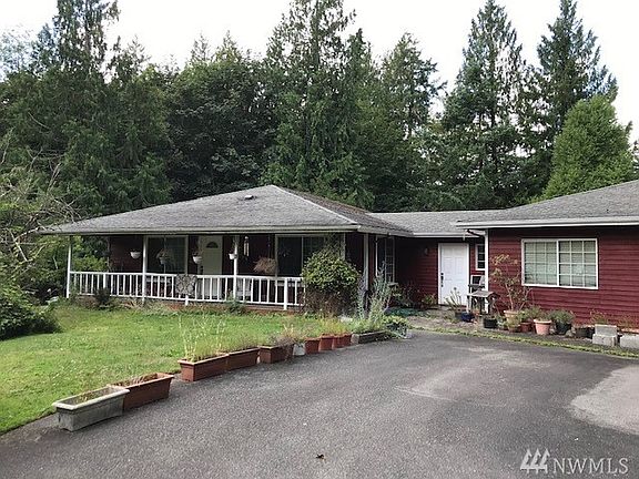 2nd image of 27020 NE Kennedy Dr