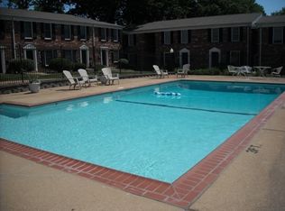 7493 Ahern Ct, Saint Louis, MO 63130