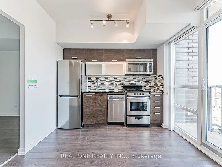68 Abell St #846 — Photo 5