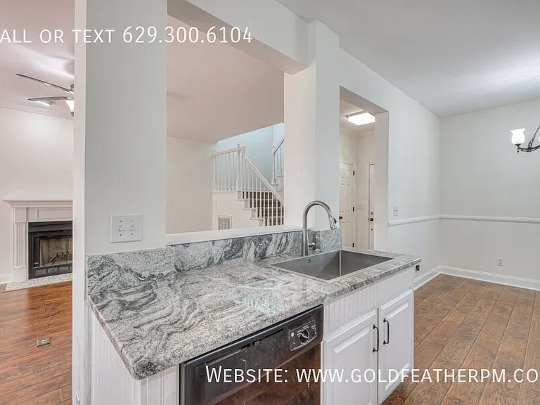 5888 Woodlands Ave — Photo 9