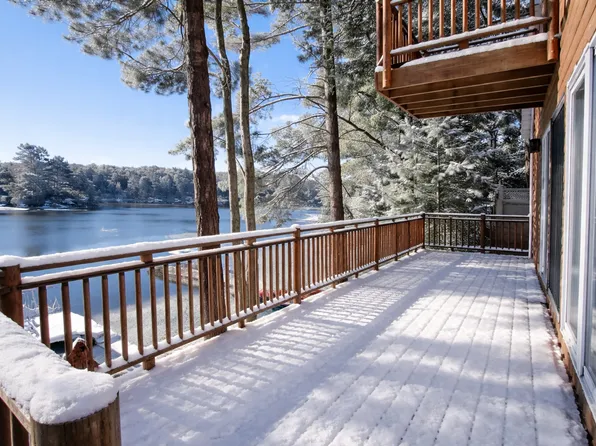 4390 Lakeview Trl, Traverse City, MI 49696