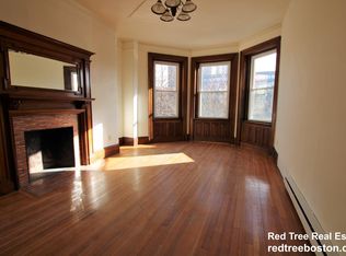 1736 Beacon St #5, Brookline, MA 02445