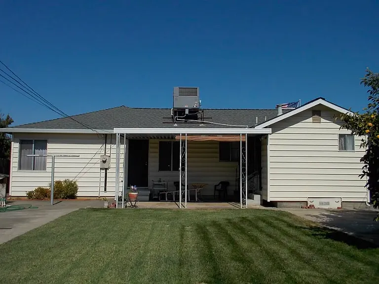 115 Cypress St #1 — Photo 1