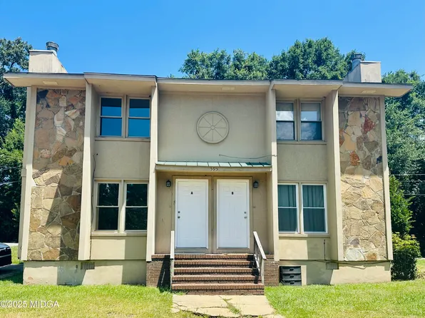 3182 Highpoint Dr, Macon, GA 31204