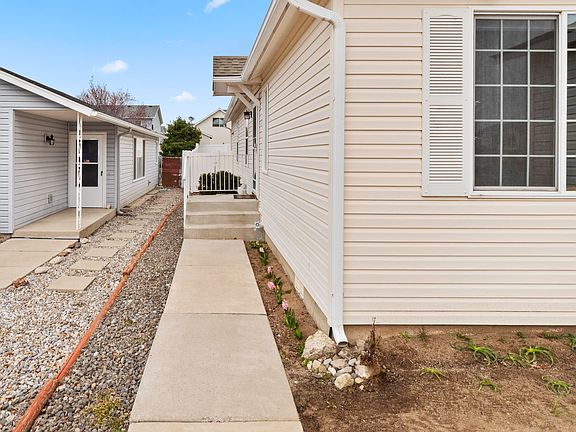 4th image of 727 E Tara Lee Ave
