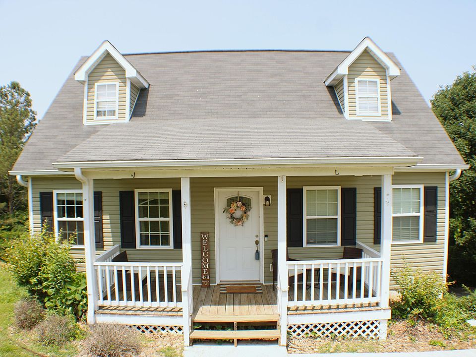 1st image of 235 Willbrook Cir NE