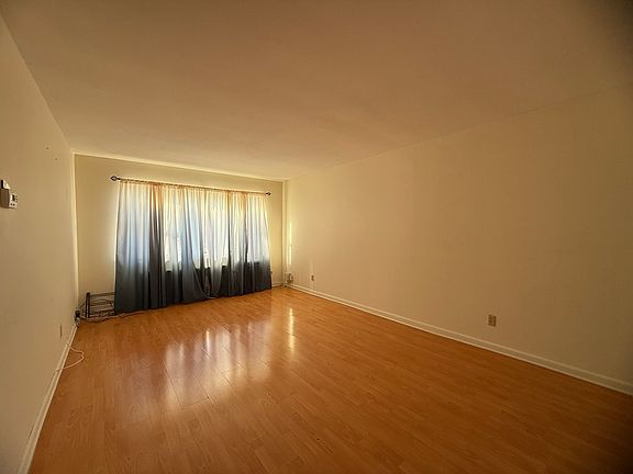 4th image of 1465 E 92nd St Floor 2
