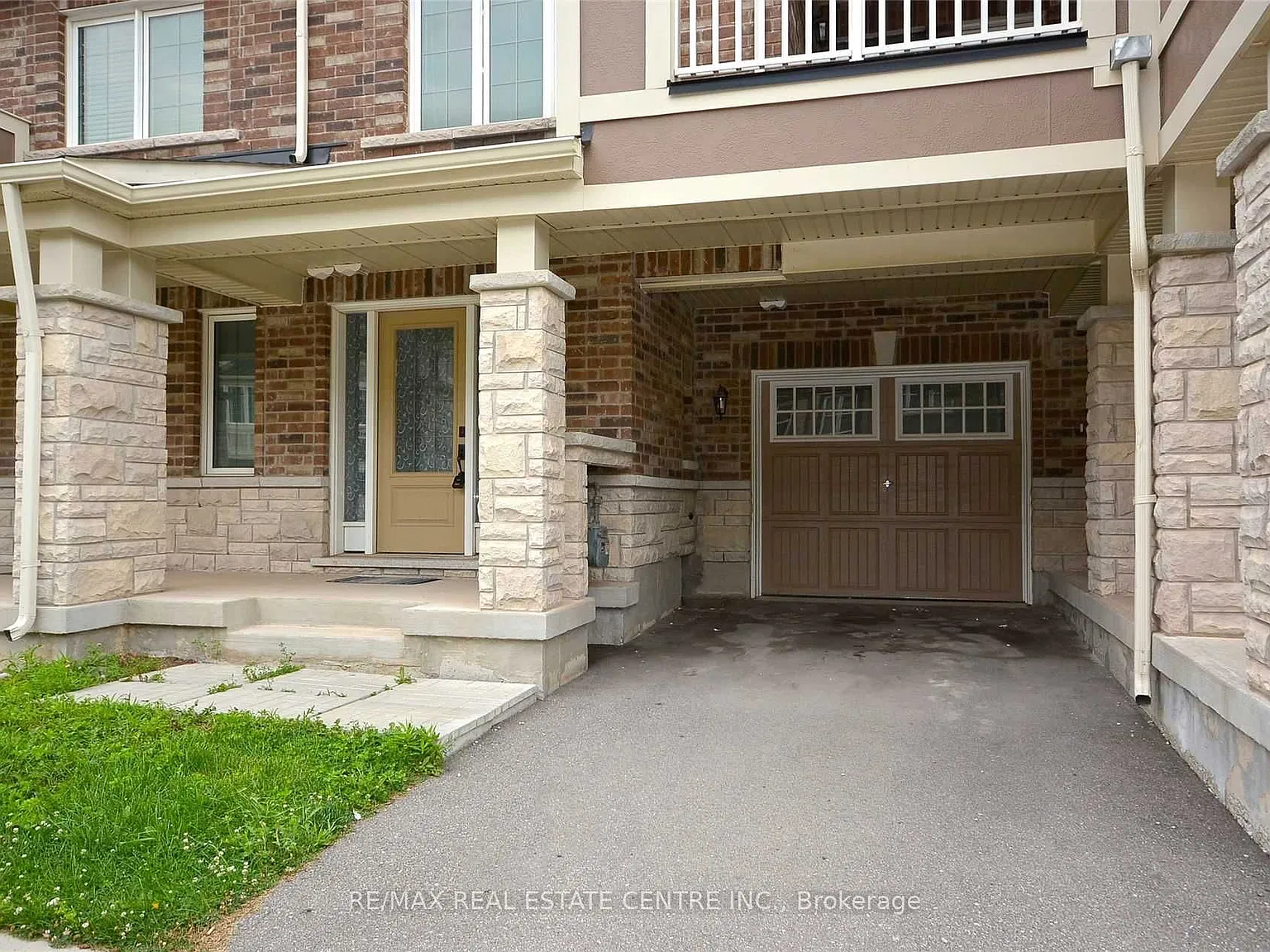 2 bed, $3,200 — Photo 3