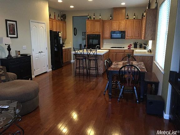 4th image of 10628 Sunbird Way