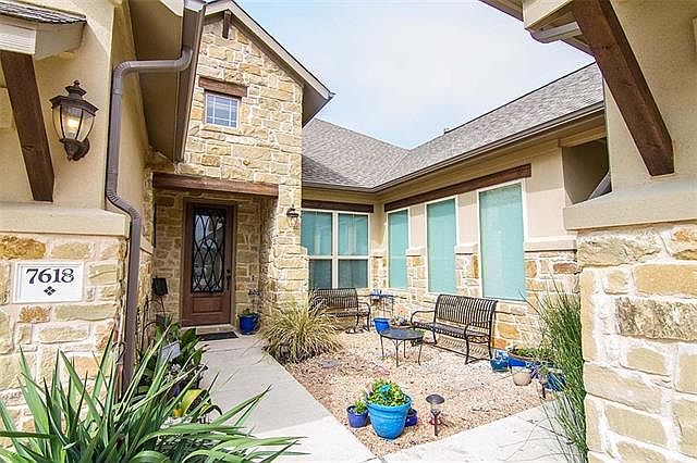 7618 Turnback Ledge Trl, Lago Vista, TX 78645 | Zillow