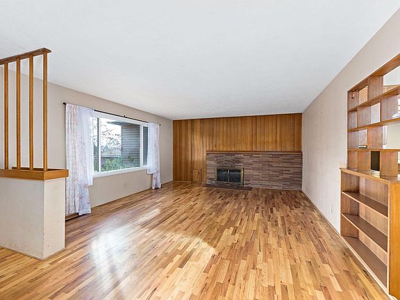 5th image of 1533 Lenora Dr