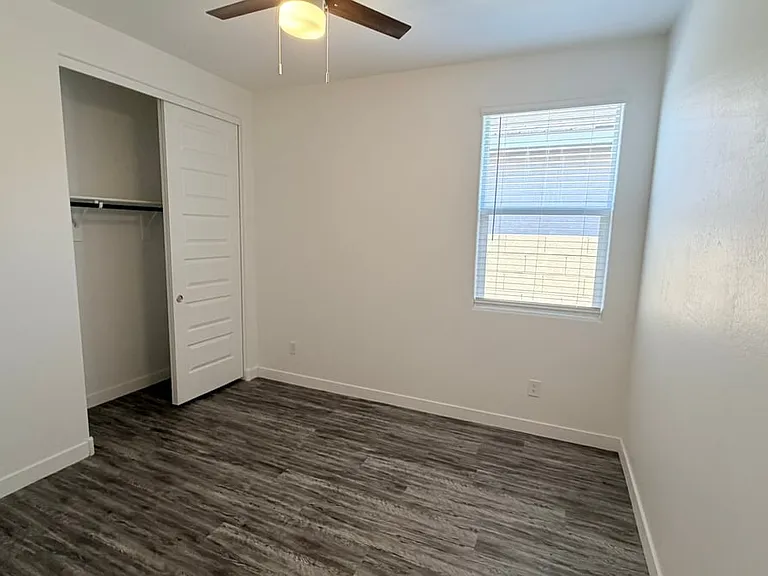 36610 W Mediterranean Way — Photo 3