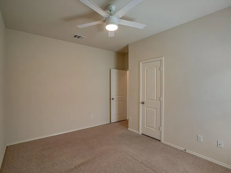 3012 Dusty Chisolm Trl — Photo 13