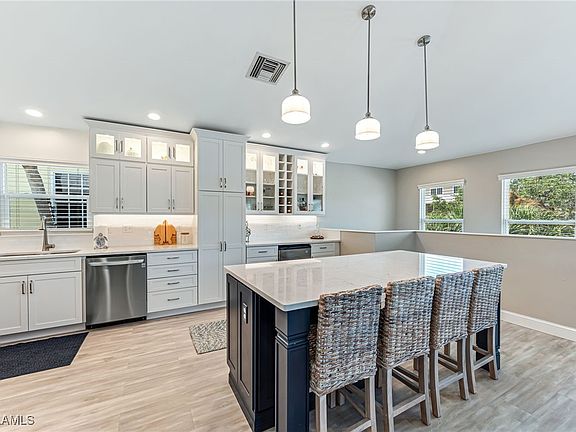 5th image of 5363 Palmetto St