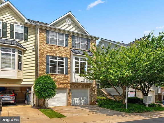 2nd image of 4806 Waltonshire Cir
