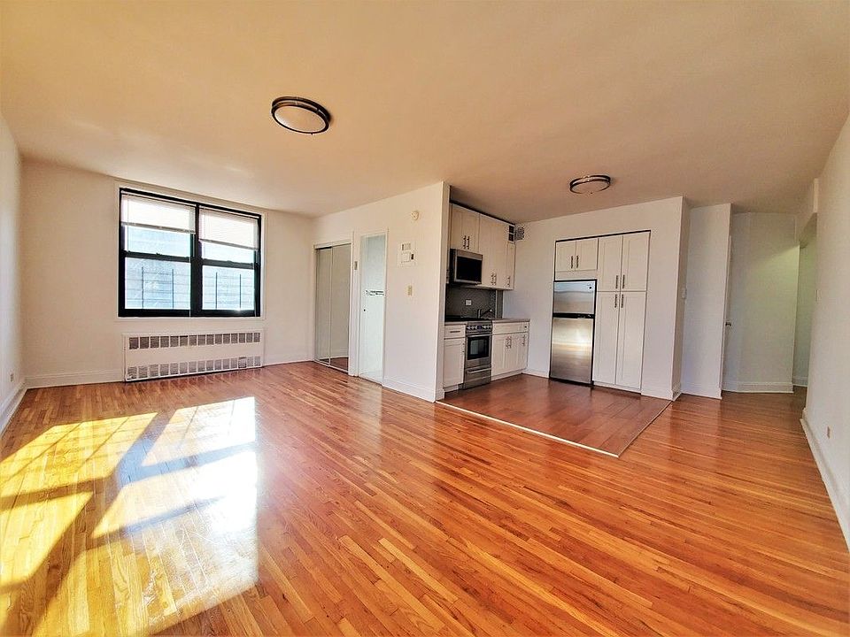 1st image of 50 Shore Blvd APT 4B