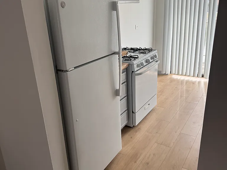 251 E Rimini Ct #3B — Photo 4