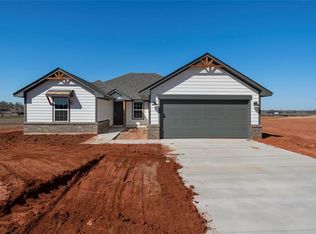 1932 Olive Ave, Tuttle, OK 73089