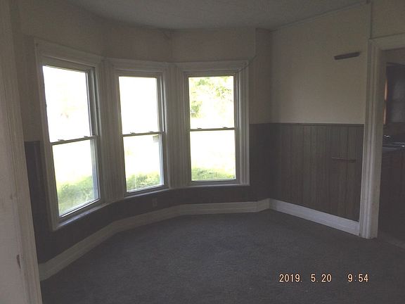 2nd image of 713 Harper St