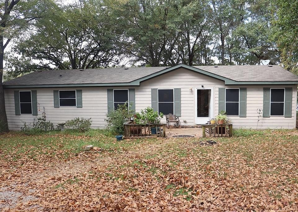 1st image of 321 Knights Cir