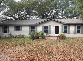 321 Knights Cir, Streetman, TX 75859