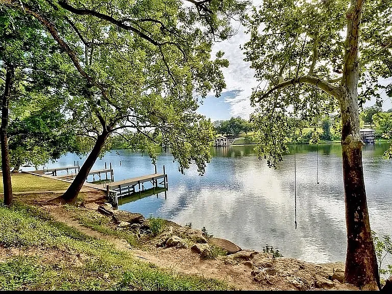 2302 Rain Water Dr — Photo 34