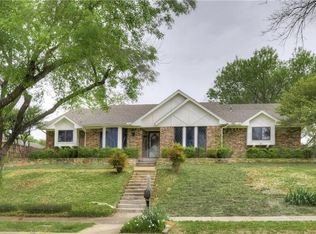 2814 Club Meadow Dr, Garland, TX 75043