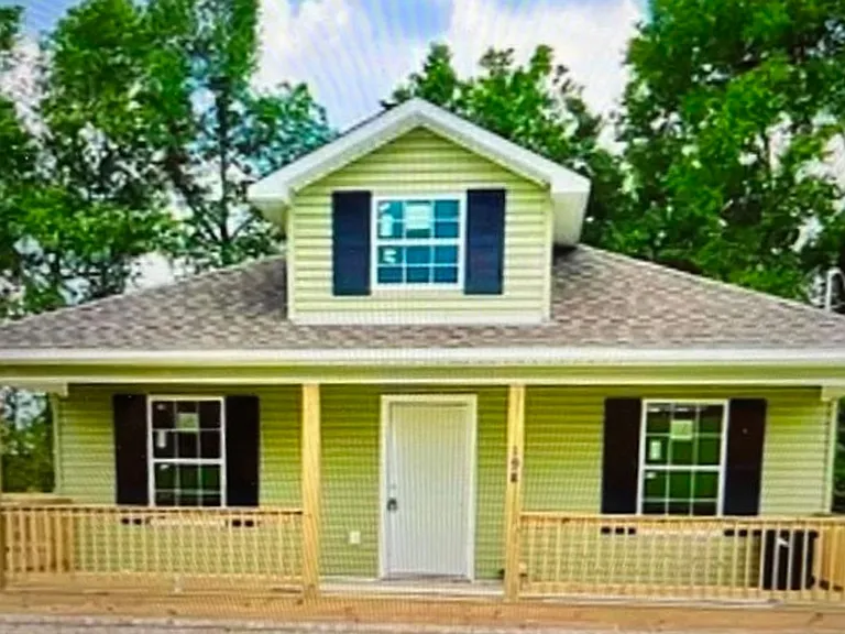 198 Pond View Dr — Photo 1
