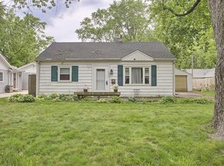 1004 Crestwood Dr, Urbana, IL