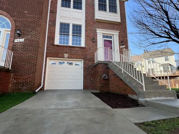 14217 Belt Buckle Ct, Centreville, VA 20121