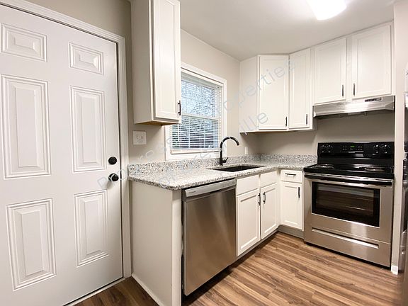 4th image of 412 Hagood St #3-C