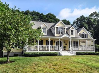 350 1st Parish Rd, Scituate, MA 02066