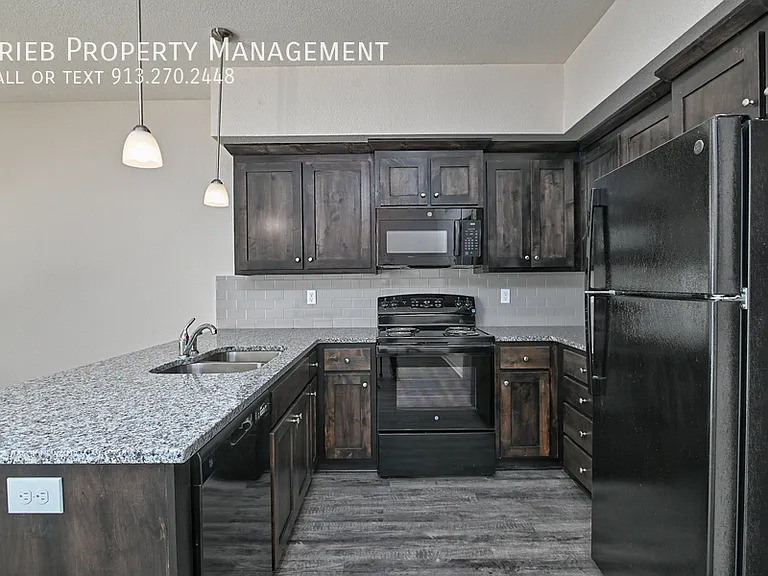 3239 N 103rd Pl #32 — Photo 16