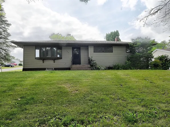 100 N McNamara Dr, Anamosa, IA 52205