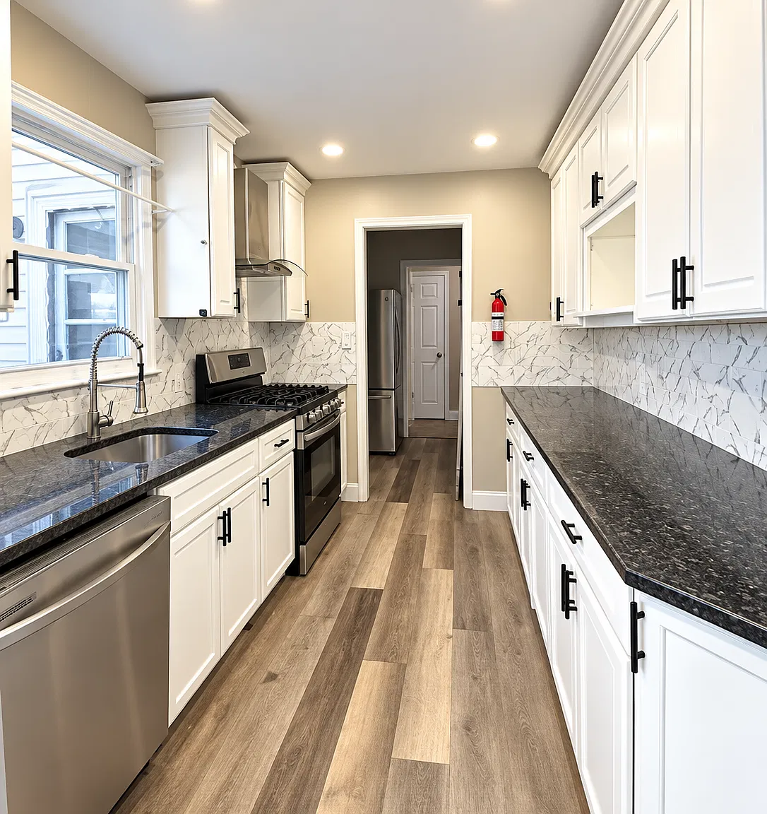 5 bed, 2.0 bath, 1000 sqft, $3,850 — Photo 1