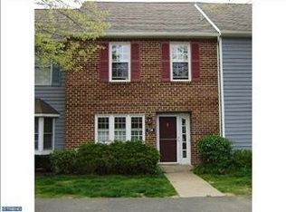 704 Meadow Ct, Glen Mills, PA 19342