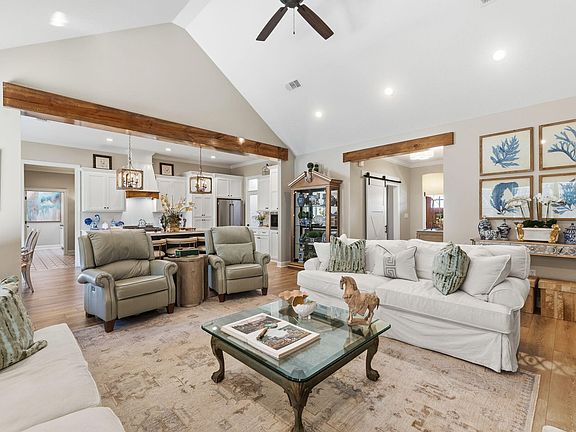 5th image of 67 Whistlestop