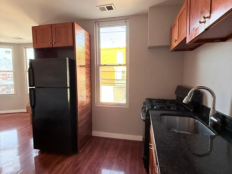 4200 Powelton Ave #2 — Photo 2