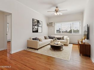 501 Main St APT 30, Avon By The Sea, NJ 07717