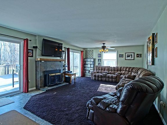 4th image of 21 Edgewood Ave