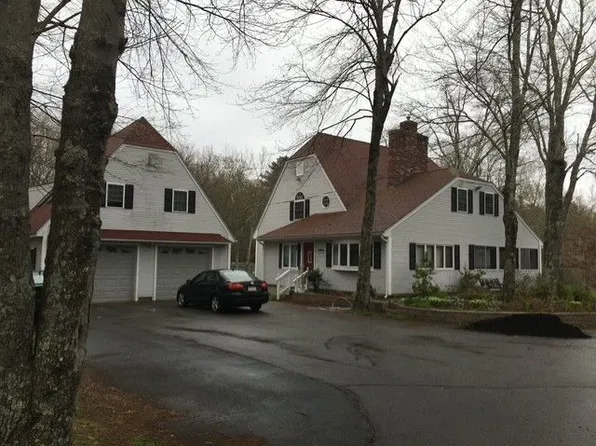 328 Elmwood Ave, Uxbridge, MA 01569