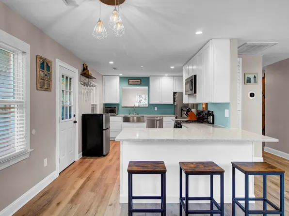 1463 Seminole St, Mount Pleasant, SC 29464
