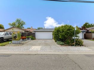 3042 53rd St, Sacramento, CA 95820