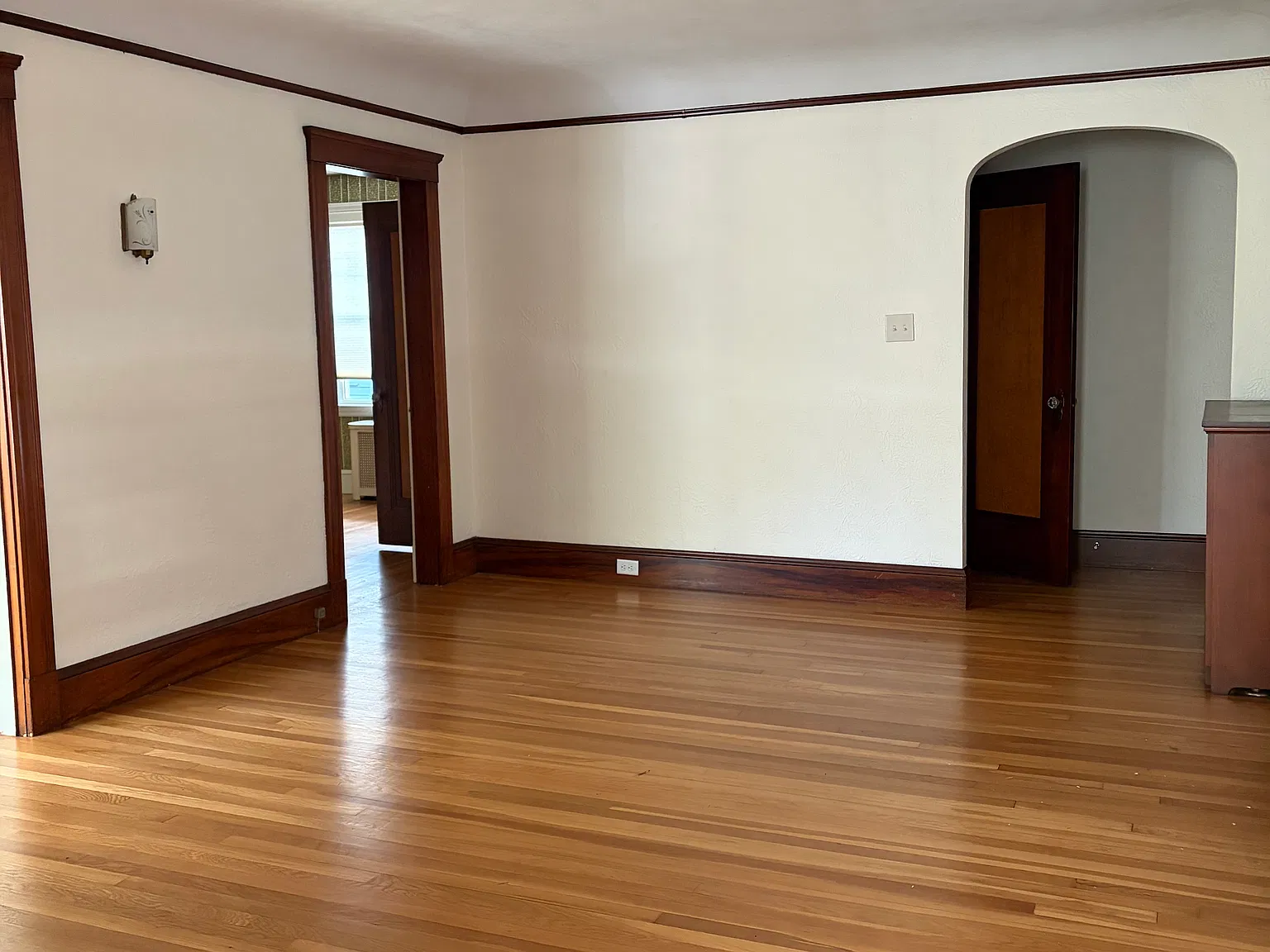 2 bed, 1400 sqft, $2,950 — Photo 4
